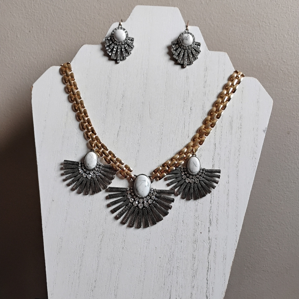 Beautiful Two Tone Fan Shape Statement Necklace | Gold Silver White Rhinestone